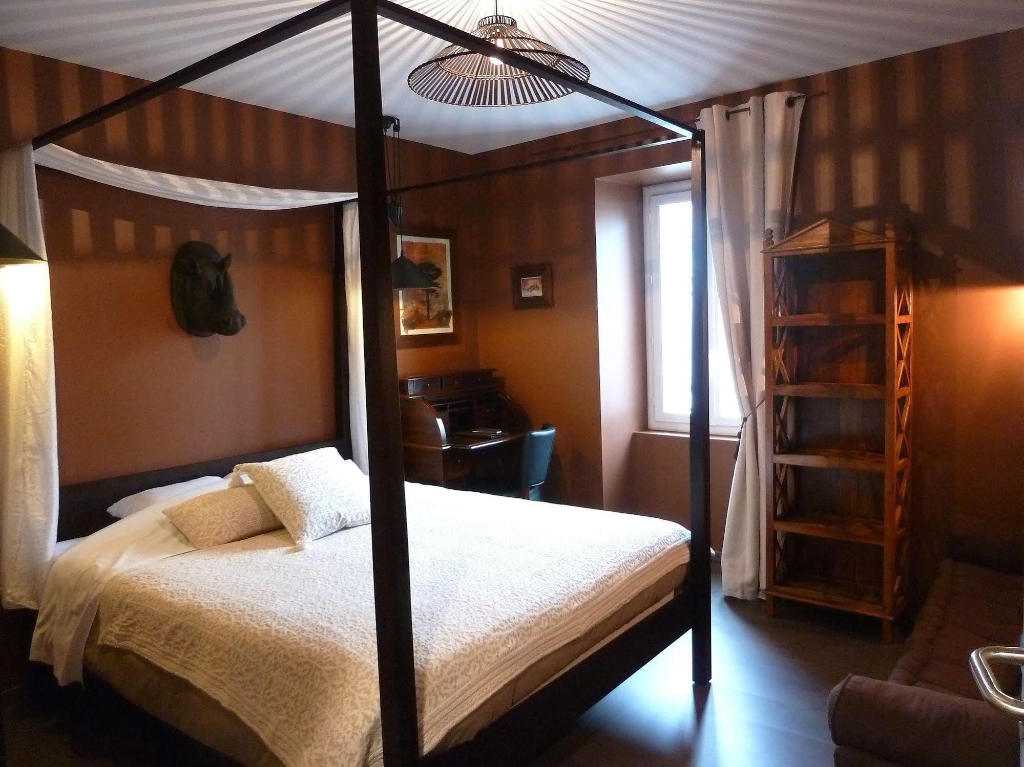 Du Vieux Logis Restaurant Hotel